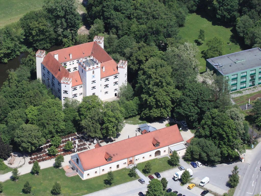 Schlossparkhotel Mariakirchen #1